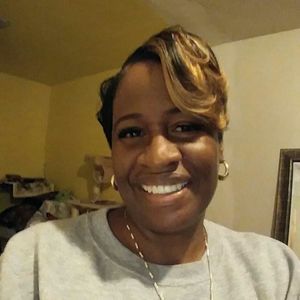 Meet your Posher, Carmella